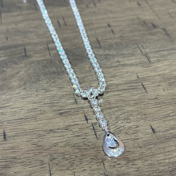 CK5. CALVIN KLEIN Rhinestone Drop Dangle Necklace 18” Chain 3” Extender NEW - Picture 2 of 3